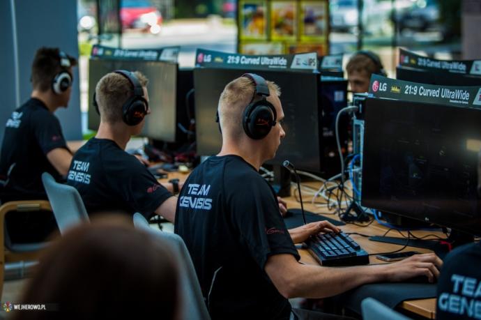 Wakacyjne Super Game E-Sport w Wejherowie