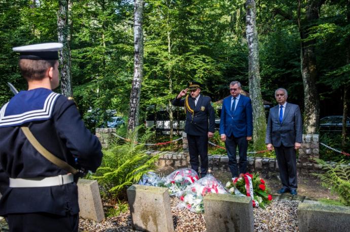 Pamiętamy o żołnierzach 1 MPS poległych pod Białą 