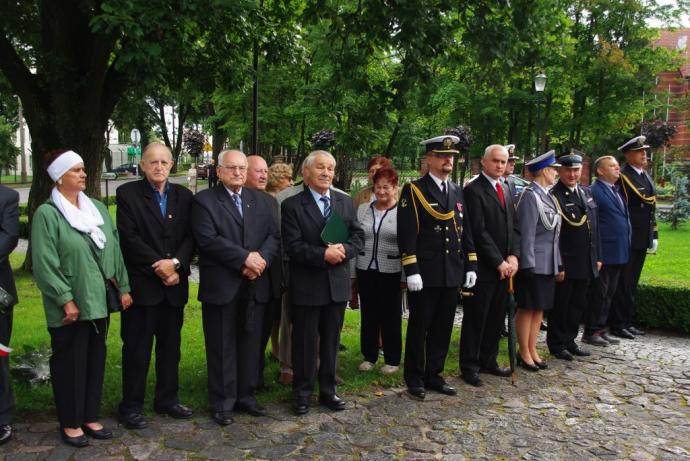 Pamiętamy o żołnierzach i ofiarach II wojny światowej