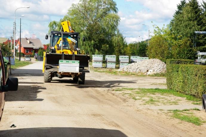 Ruszyły prace drogowe w ul. Iwaszkiewicza