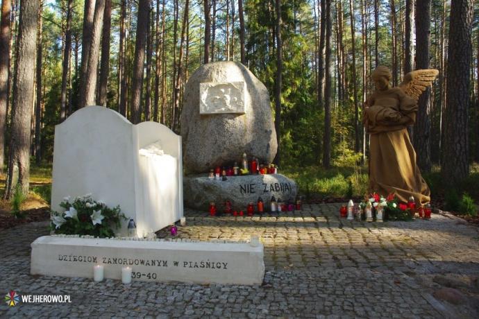 Piaśnica w 75. rocznicę hitlerowskiej zbrodni