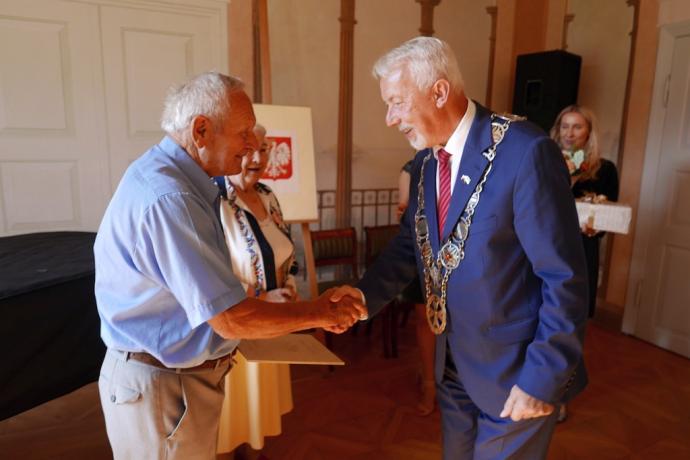 Medale Róży dla Złotych jubilatów