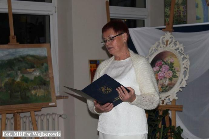 Wystawa w bibliotece „Jaki piękny jest świat”