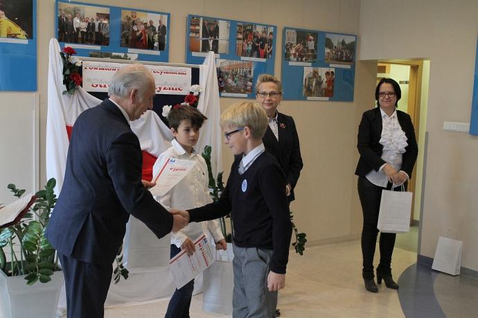 Konkurs recytatorski w bibliotece