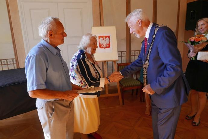 Medale Róży dla Złotych jubilatów