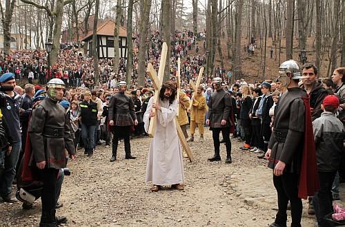 Kilka tysięcy widzów na Misterium