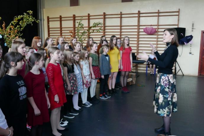 Koncert uczniowski „Jesień w poezji i muzyce”