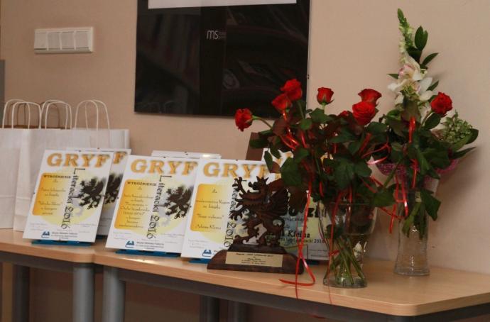 Adam Klein laureatem Gryfa Literackiego 2016