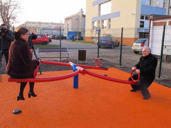 Plac zabaw przy wejherowskiej „ósemce” gotowy