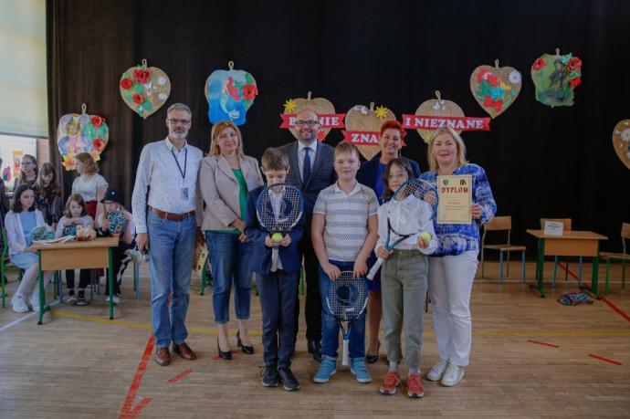 Uczniowie SP 9 najlepsi w konkursie „Baśnie znane i nieznane” 