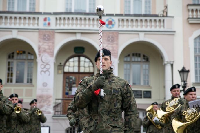 Uroczyste ślubowanie żołnierzy 