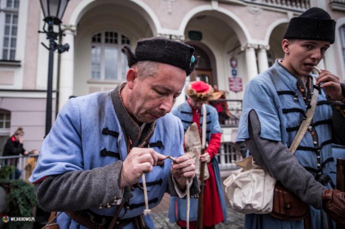 Rekonstruktorzy z całej Polski walczyli w Wejherowie 