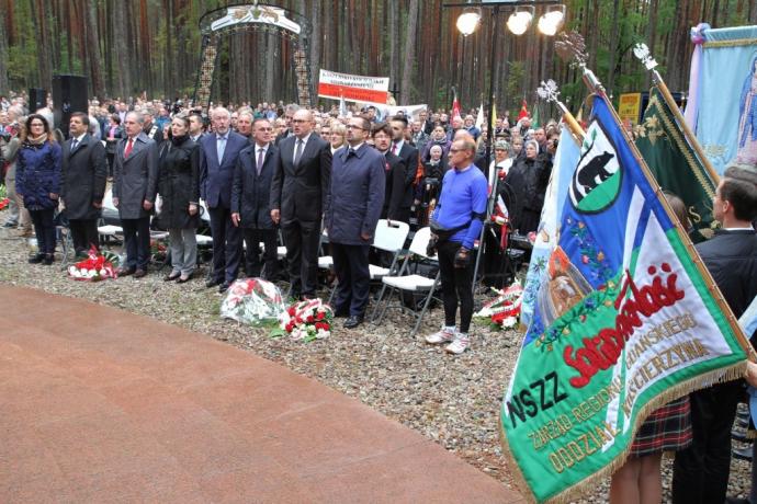 Pomnik profesora Gerarda Labudy stanął w Luzinie