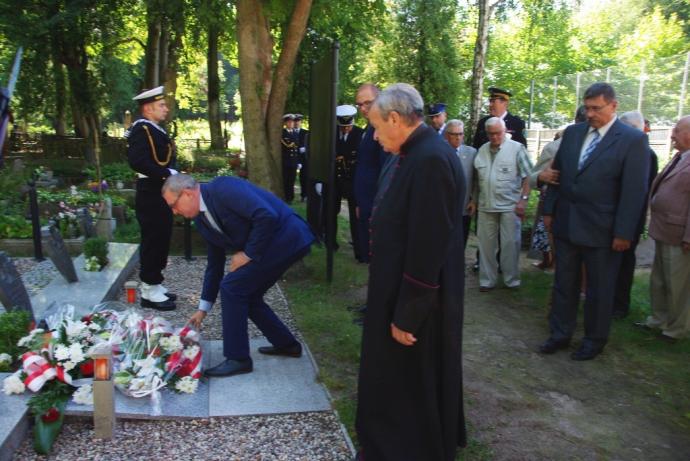 Hołd żołnierzom kampanii wrześniowej i ofiarom II wojny światowej