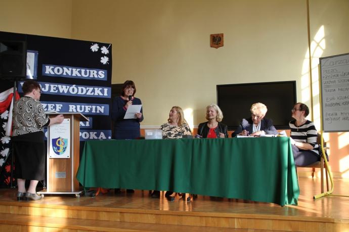 Krystyna Laskowska ponownie Prezesem Stowarzyszenia WUTW