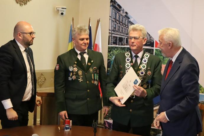Wsparcia miasta dla kolejnych stowarzyszeń
