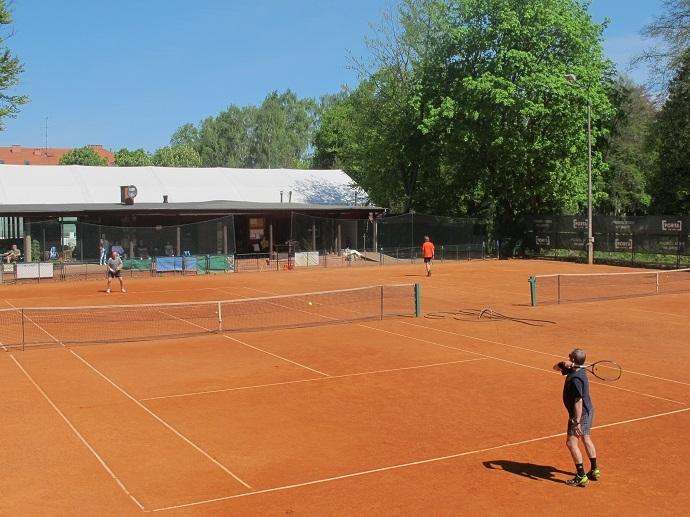 Tenisowa inauguracja sezonu
