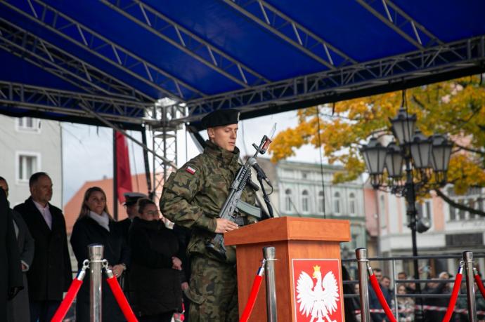 Uroczyste ślubowanie żołnierzy 