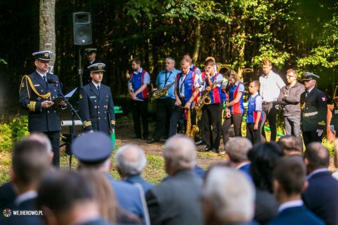 Hołd żołnierzom 1 MPS poległym pod Białą 