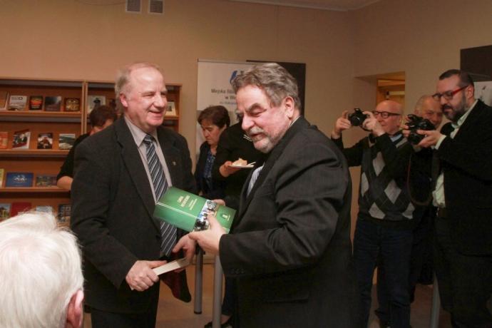 Adam Klein laureatem Gryfa Literackiego 2016