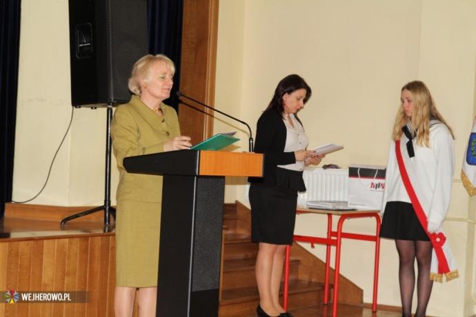 Najlepsi uczniowie otrzymali stypendia