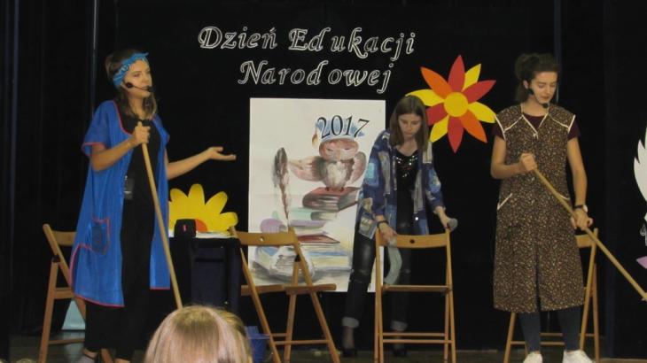 Podziękowanie za edukację w „szóstce”