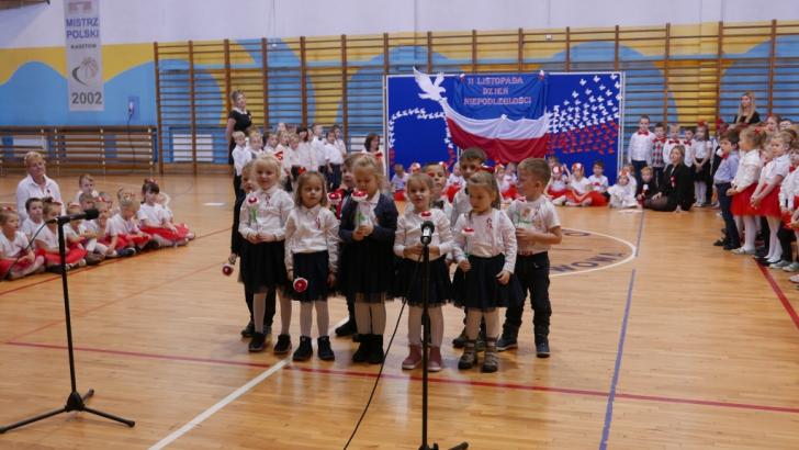 Najmłodsi z wejherowskiej „ósemki” uczcili Dzień Niepodległości 
