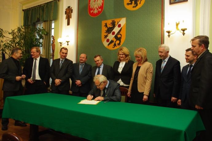 Nowy rozdział współpracy z Powiatem
