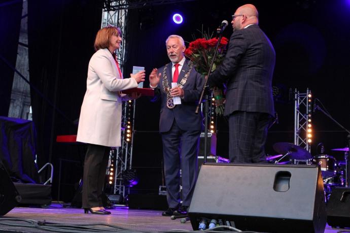 Dorota Muża-Szlas nagrodzona Miniaturą Statuetki Jakuba Wejhera