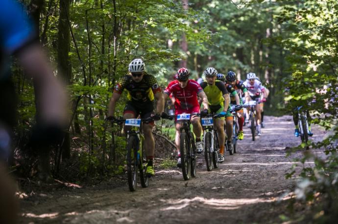 Bartosz Banach i Katarzyna Łysek wygrali Garmin MTB Series w Wejherowie