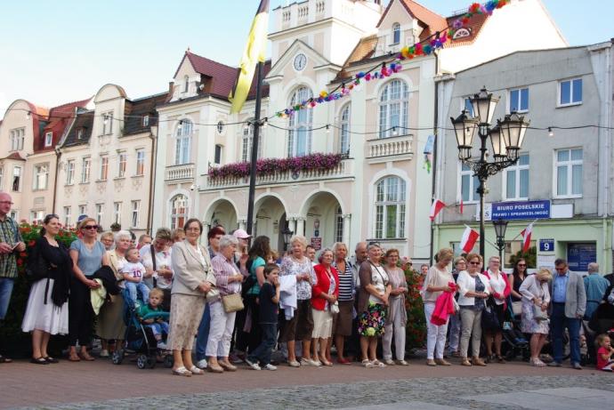 Taneczna zabawa z Teatrem „Pijana Sypialnia”