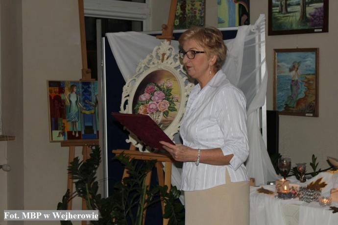 Wystawa w bibliotece „Jaki piękny jest świat”