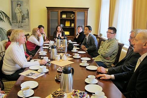 
Uczestniczki międzynarodowego projektu w ratuszu&nbsp;
