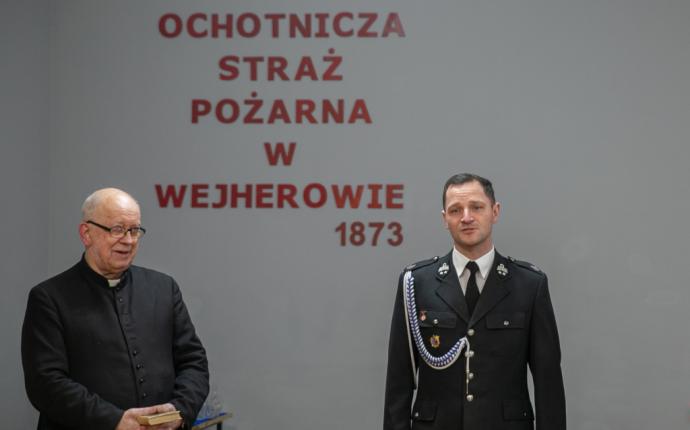 Strażacy spotkali się, by uczcić nadchodzące święta 