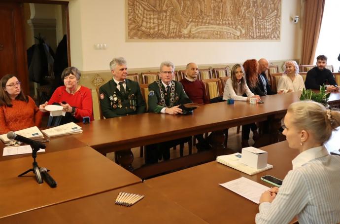 Wsparcia miasta dla kolejnych stowarzyszeń