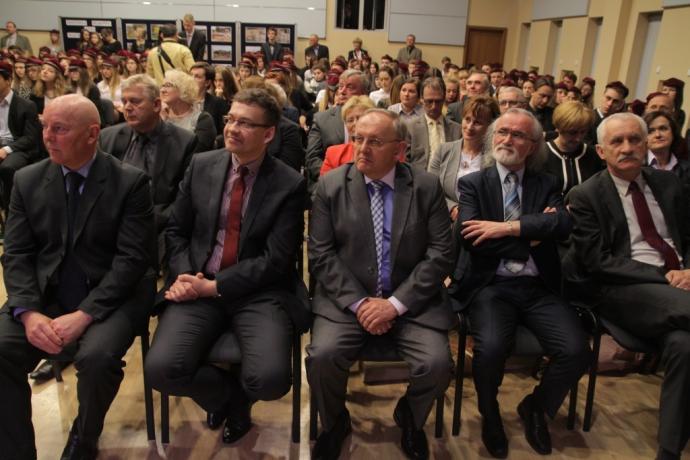 Nowa aula ze sceną w Zespół Szkół Ponadgimnazjalnych nr 1 w Wejherowie