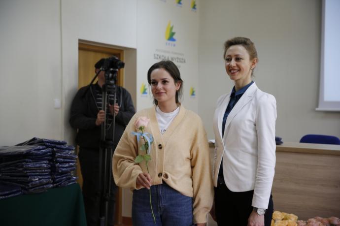 Studenci pielęgniarstwa odebrali swoje pierwsze uniformy 