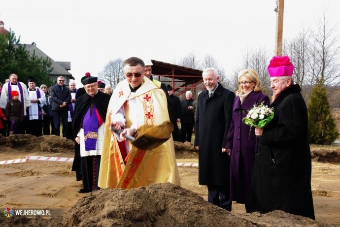Nowy kościół powstaje na Śmiechowie