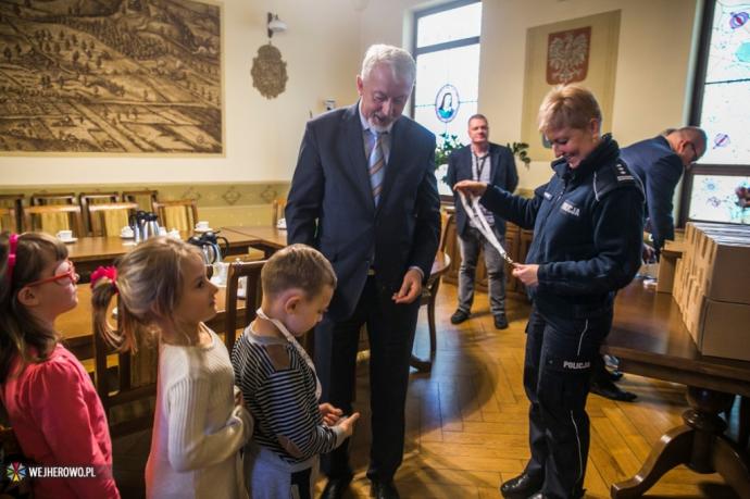 1,5 tys. odblasków dla małych wejherowian
