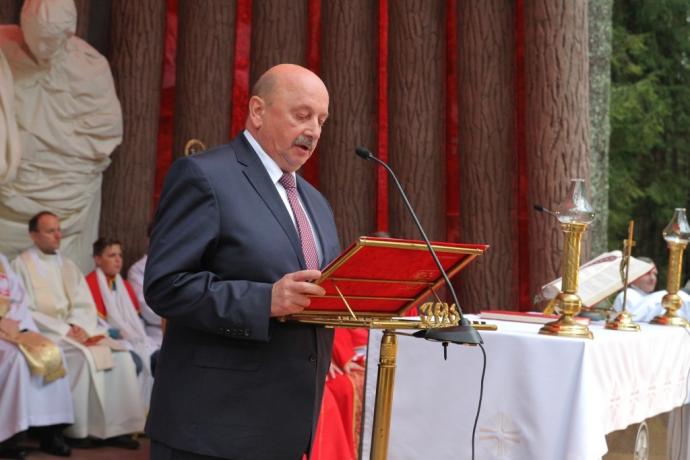Pomnik profesora Gerarda Labudy stanął w Luzinie