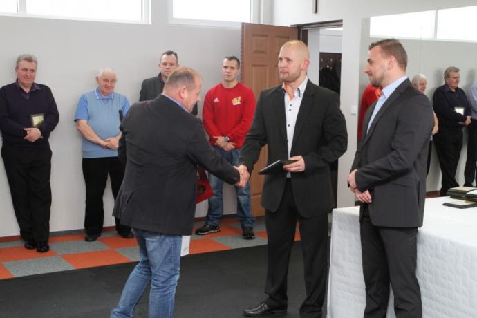 Tytani mają stałą siedzibę