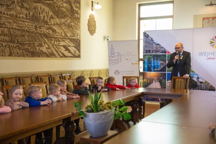 Mapeciaki odwiedziły Ratusz 