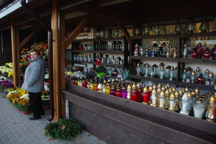 Parking przy wejherowskim cmentarzu już gotowy