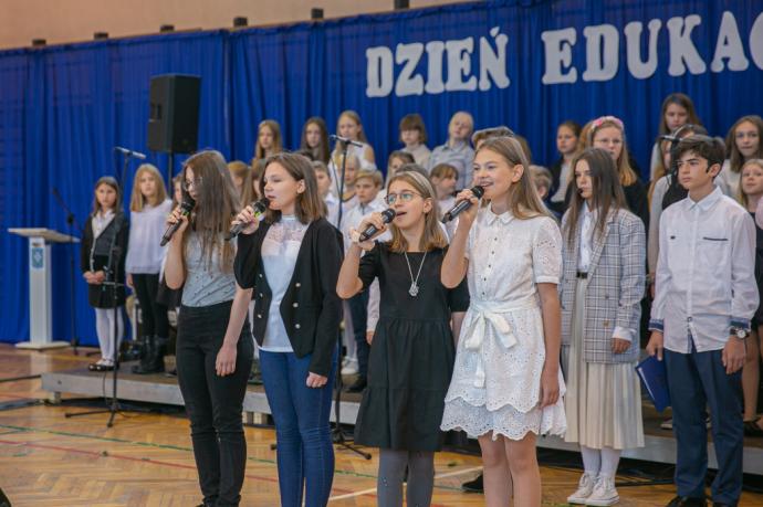 Podziękowania dla nauczycieli i pracowników wejherowskiej oświaty 