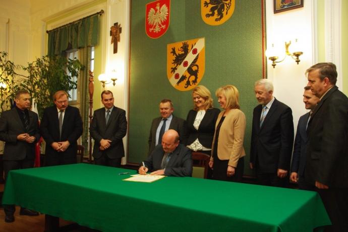 Nowy rozdział współpracy z Powiatem
