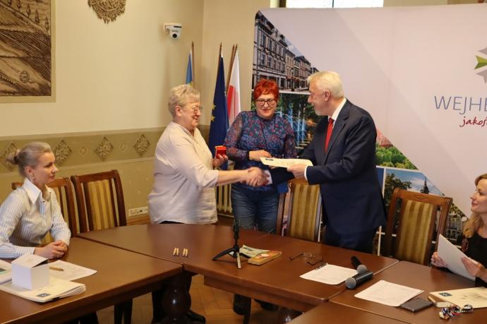 Wsparcia miasta dla kolejnych stowarzyszeń
