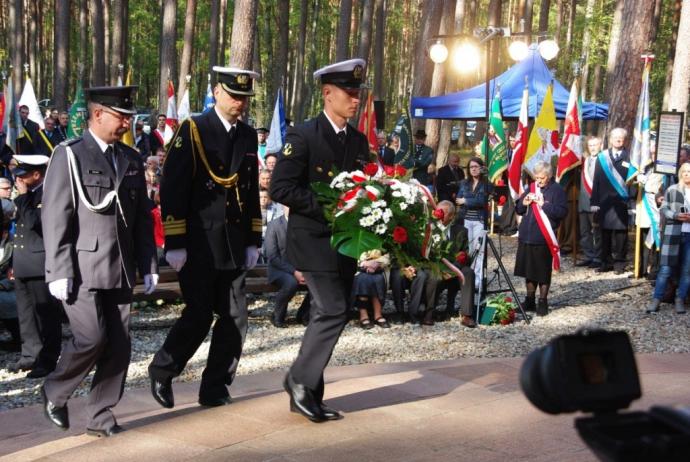 Hołd ofiarom zbrodni piaśnickiej