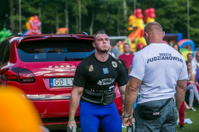 Mariusz Pudzianowski sędziował zawody Strongmanów