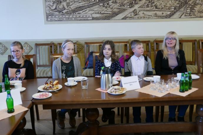 Ratusz miejscem międzyszkolnej rywalizacji