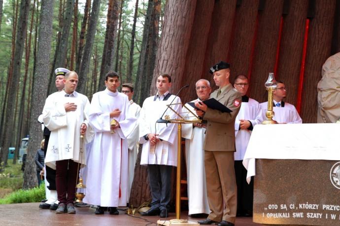 Pomnik profesora Gerarda Labudy stanął w Luzinie